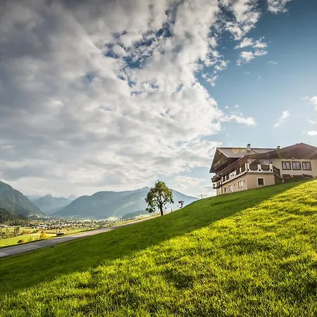 Guest house Paerchenbauernhof Horner Flachau